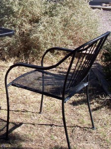 Wire chair